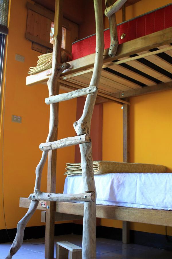 Dulan Groundnut Backpacker Hostel Donghe Zewnętrze zdjęcie